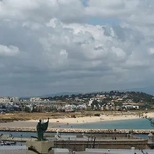 Ema's Beach And Nightlife House Lagos